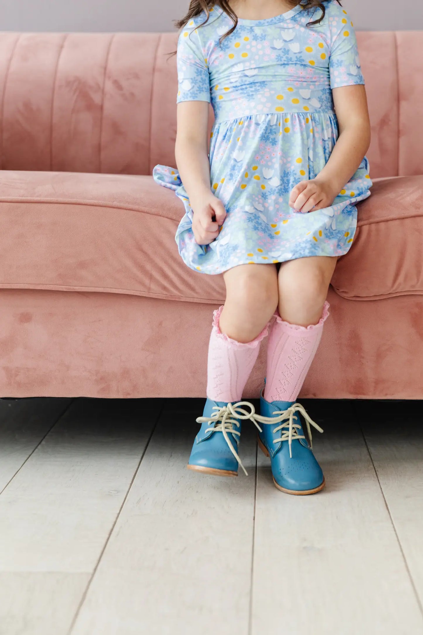 Peony Fancy Lace Top Knee Highs