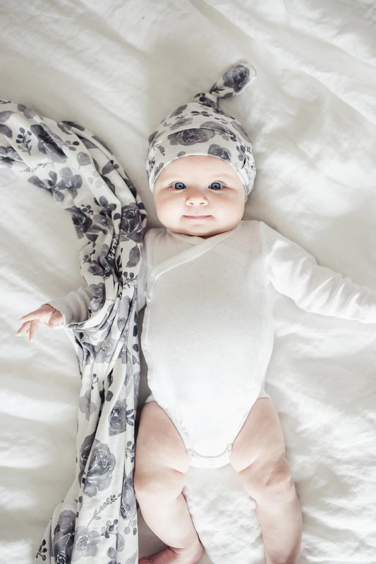 KNIT SWADDLE BLANKET - ROWAN