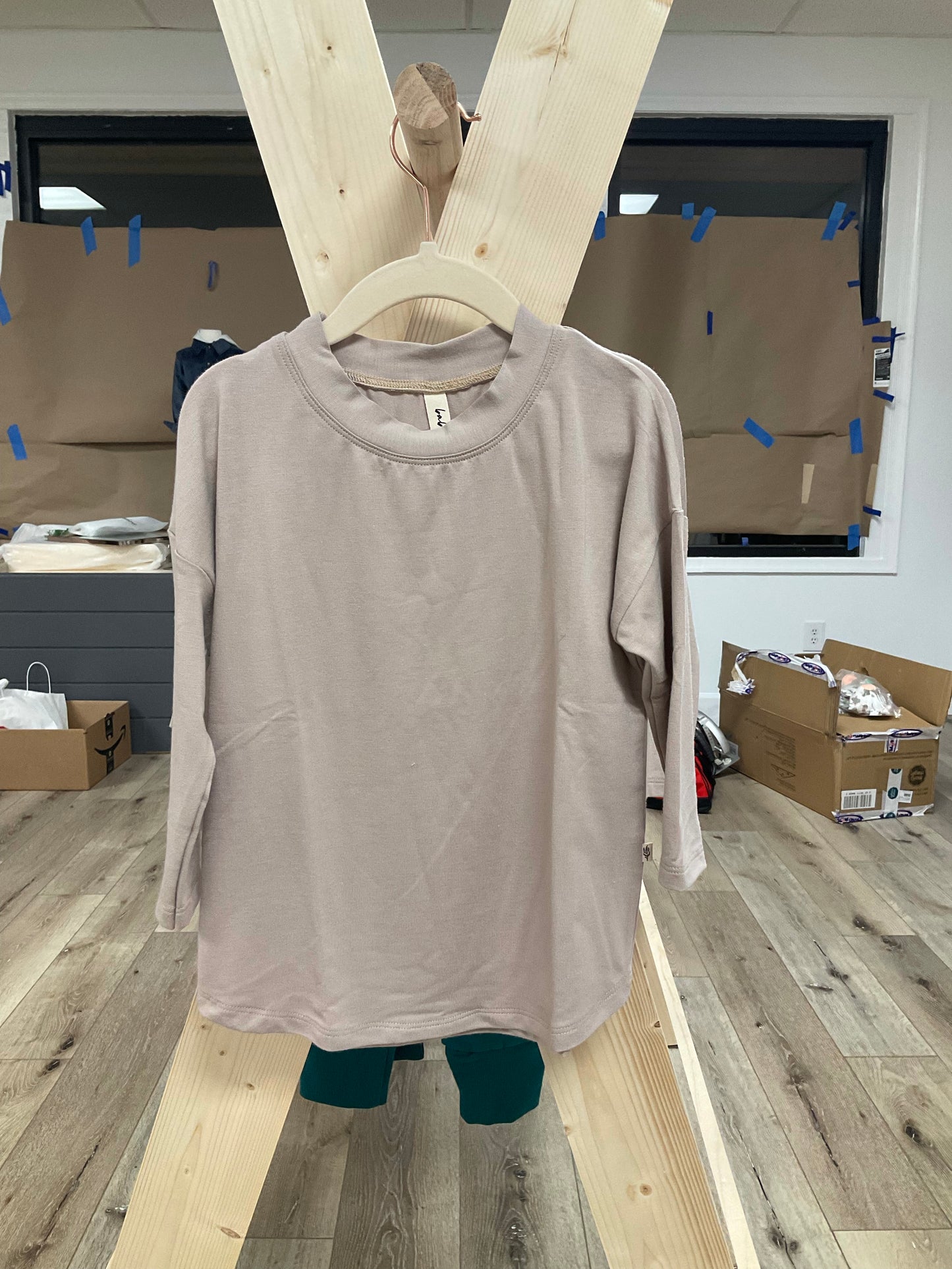 BASIC LONGSLEEVE TOP